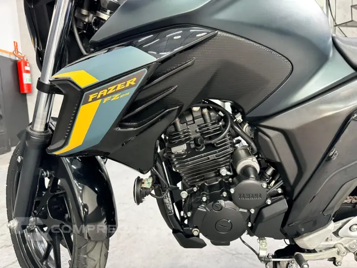 Fazer 250