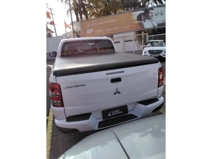 L200 TRITON 2.4 16V TURBO DIESEL GL CD 4X4 MANUAL