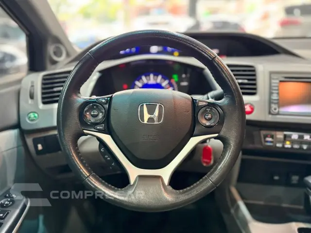 CIVIC - 1.8 EXS 16V 4P AUTOMÁTICO