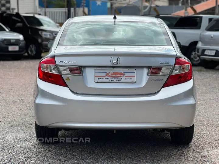 Civic 1.8 Lxs 16V Flex 4P Automático