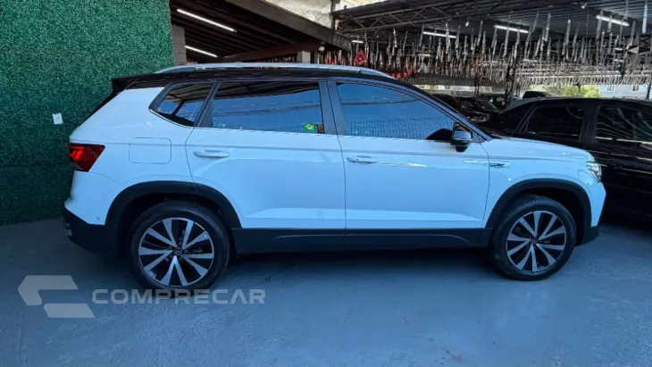 TAOS Highline 1.4 250 TSI Flex Aut.