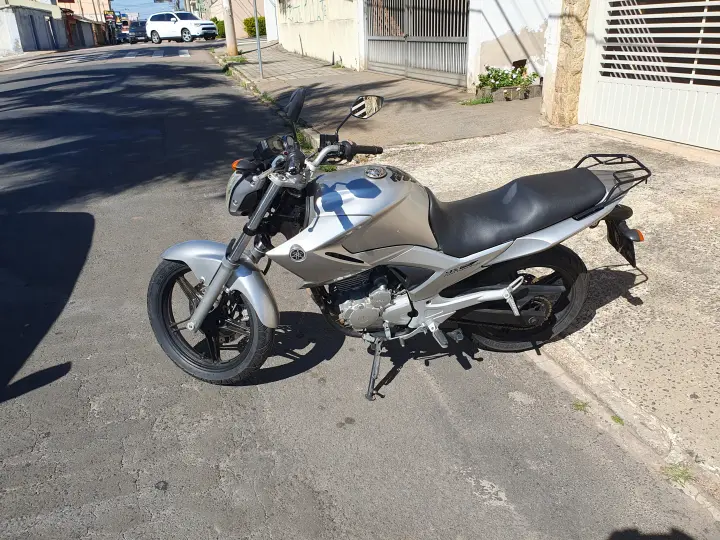 Fazer 250
