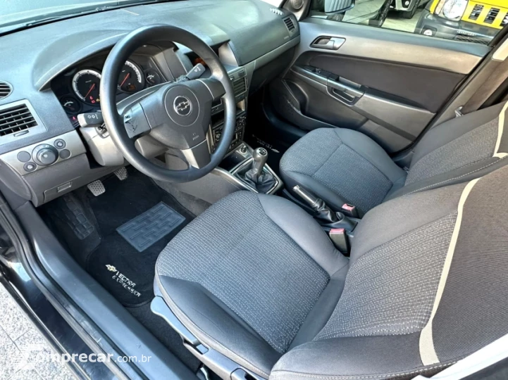 VECTRA 2.0 MPFI Expression 8V