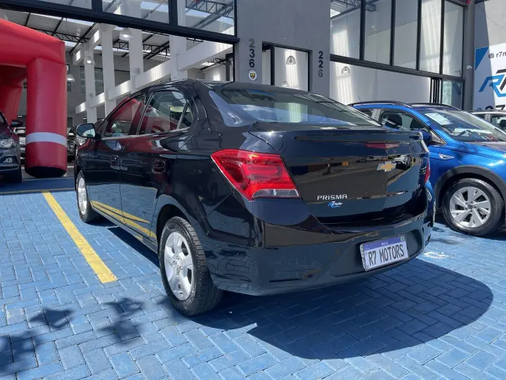 PRISMA 1.4 MPFI LT 8V FLEX 4P MANUAL