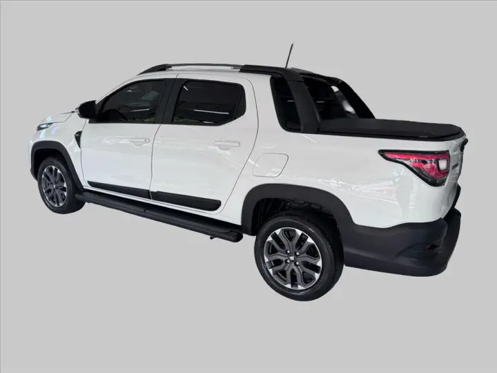 STRADA 1.0 TURBO 200 FLEX ULTRA CD CVT