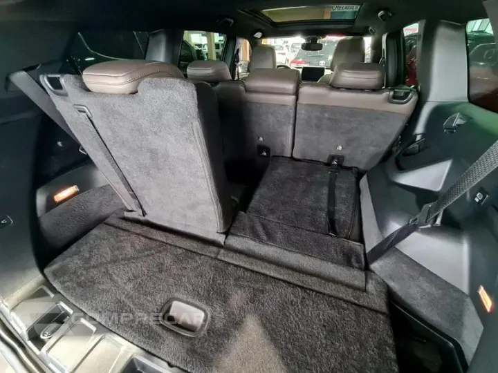 COMMANDER OVERLAND T270 1.3 TB FLEX AUT