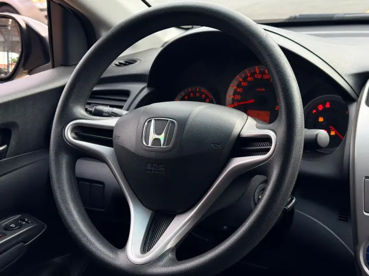 CITY 1.5 LX Sedan 16V