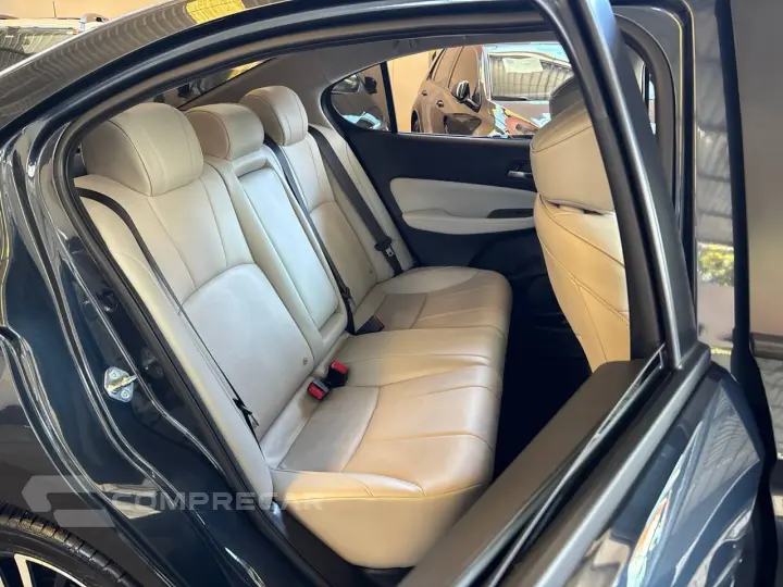 CITY Sedan Touring 1.5 Flex 16V 4p Aut.