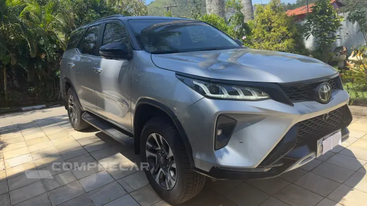 HILUX SW4 2.8 D-4d Turbo Diamond 7L 4X4