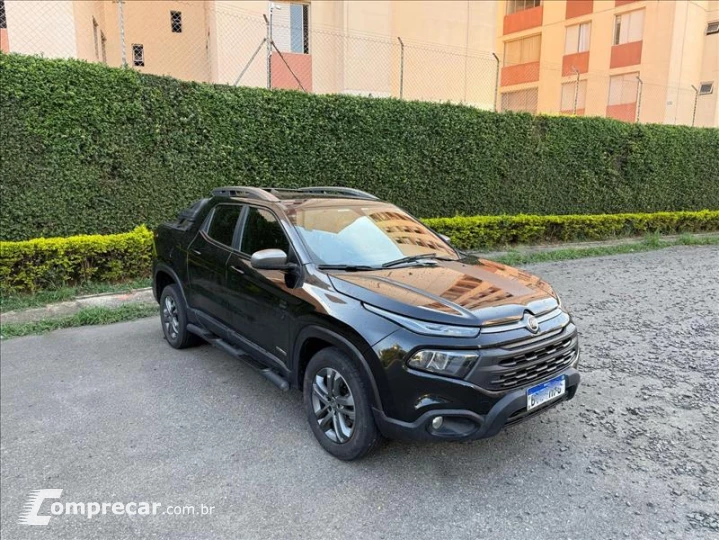 TORO 2.0 16V Turbo Freedom 4WD