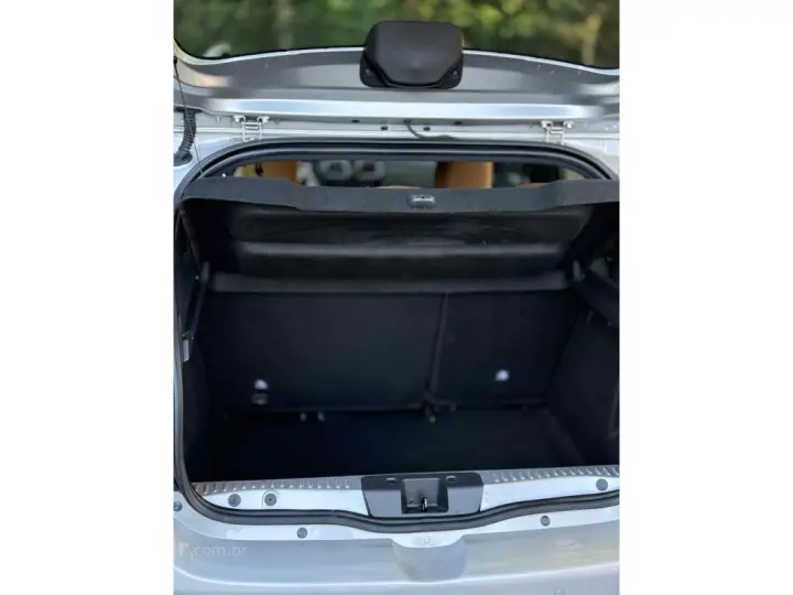 SANDERO 1.6 16V SCE FLEX INTENSE X-TRONIC