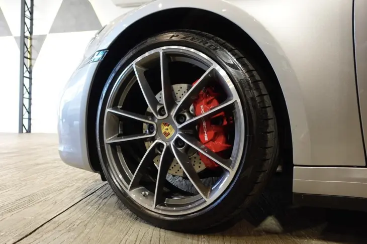 911 3.0 24V H6 CARRERA COUPÉ BI-TURBO AUTOMÁTICO PDK