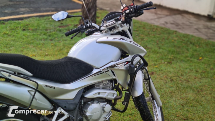 Falcon 400i