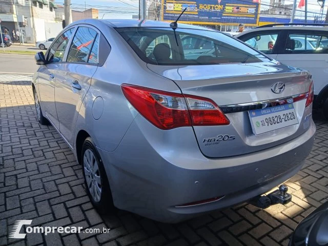 HB20S - 1.6 COMFORT PLUS 16V 4P MANUAL
