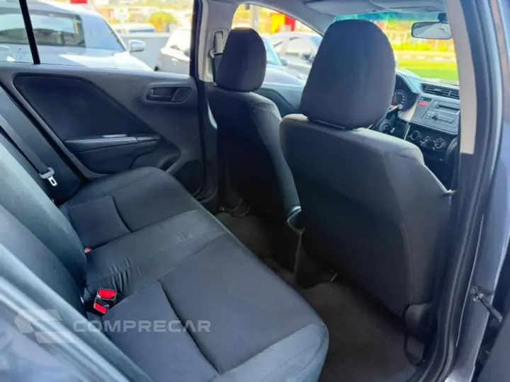 CITY Sedan DX 1.5 Flex 16V Mec.