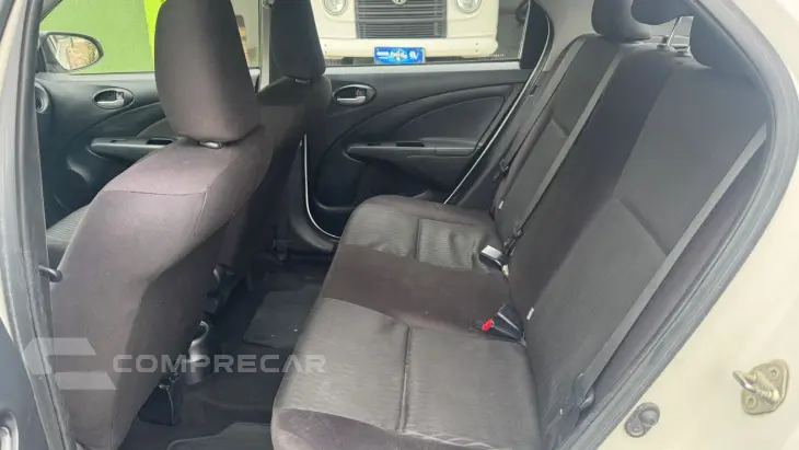 ETIOS 1.5 X Sedan 16V