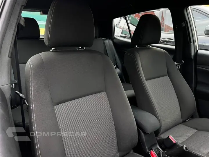 YARIS 1.5 16V XL
