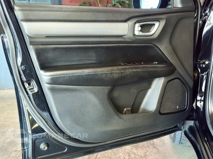 RAMPAGE 2.0 TURBO DIESEL REBEL 4X4 AUTOMÁTICO