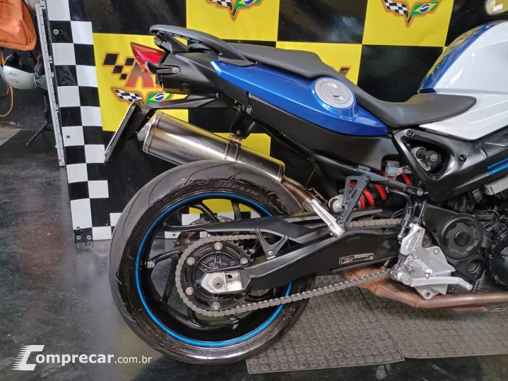 F800R