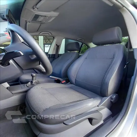 POLO SEDAN 1.6 MI COMFORTLINE 8V FLEX 4P MANUAL
