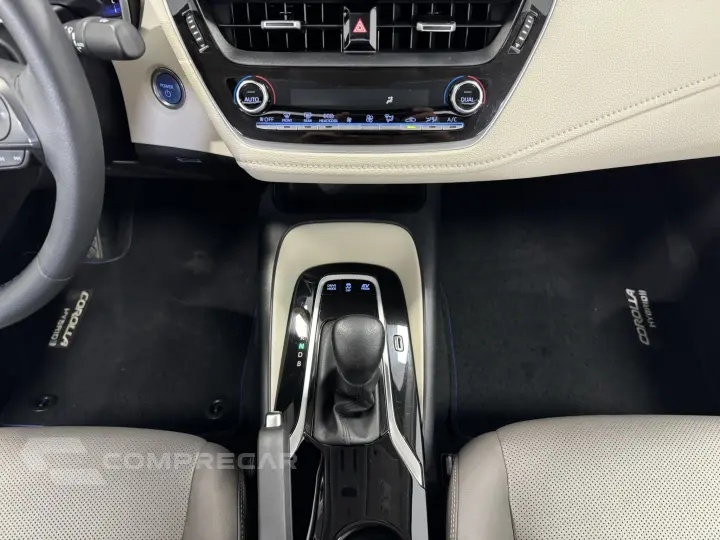 COROLLA 1.8 VVT-I Hybrid Altis Premium