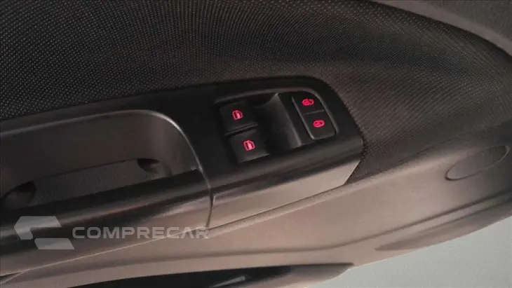 VOYAGE 1.0 12V MPI TOTALFLEX 4P MANUAL