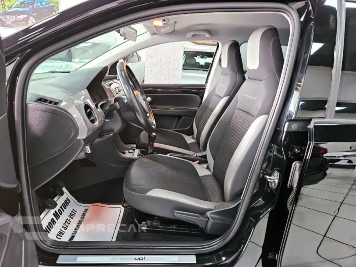 up! cross 1.0 TSI Total Flex 12V 5p