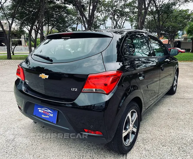 ONIX 1.4 MPFI LTZ 8V