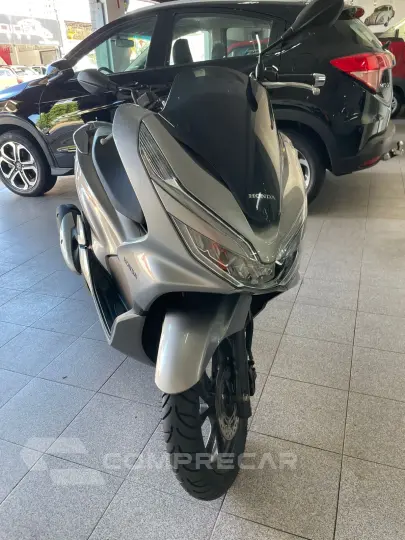 PCX 150 DLX