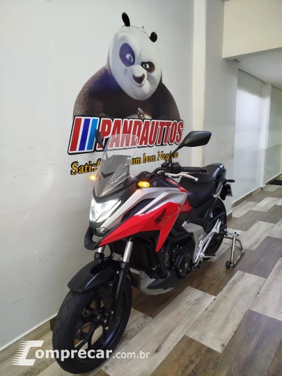 NC 750X 700 cc