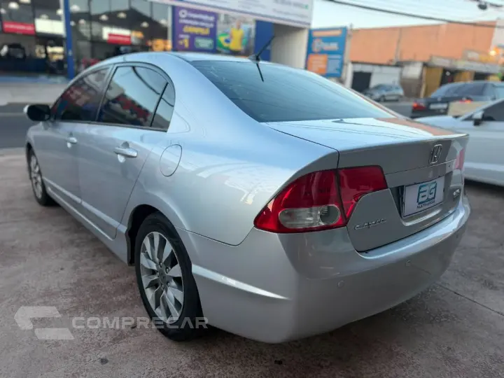 Civic Sed. LXL/LXL SE 1.8 Flex 16V Mec.