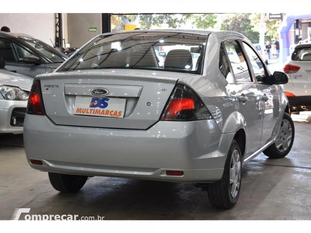 FIESTA SEDAN - 1.6 ROCAM SEDAN 8V 4P MANUAL