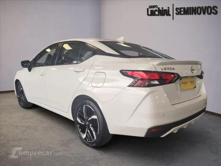 VERSA 1.6 16V FLEX EXCLUSIVE XTRONIC
