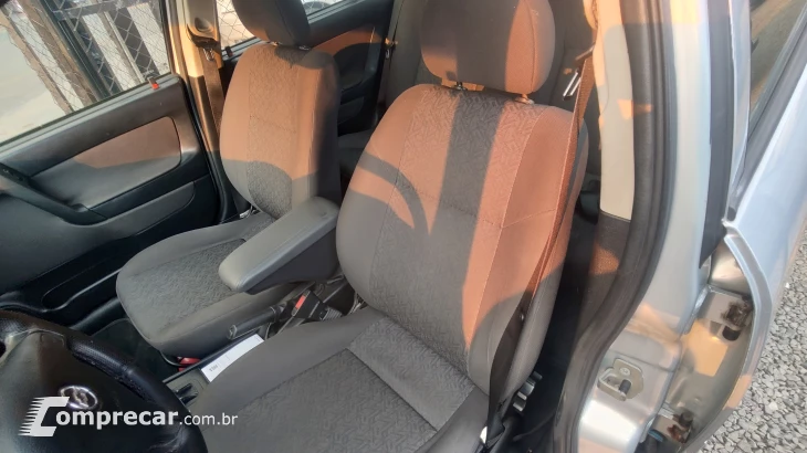 ASTRA 2.0 MPFI Advantage 8V