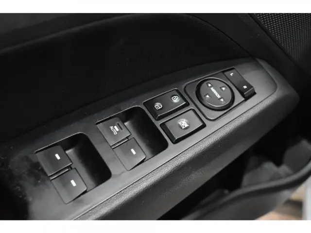 ELANTRA - 2.0 16V 4P AUTOMÁTICO