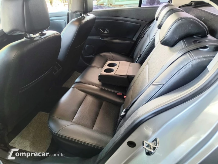 FLUENCE 2.0 Dynamique 16V