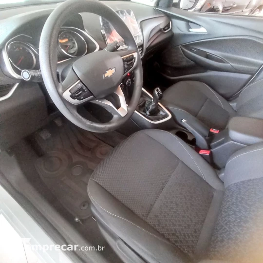ONIX SEDAN Plus LT 1.0 12V Flex 4p Mec.