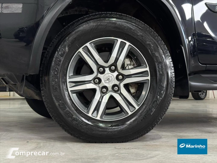 HILUX SW4 2.7 SRV 7 LUGARES 4X2 16V FLEX 4P AUTOM