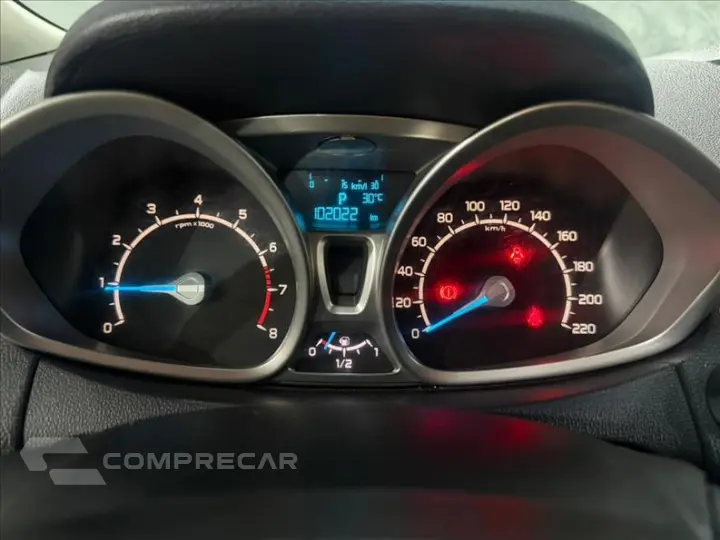 ECOSPORT 2.0 Titanium 16V