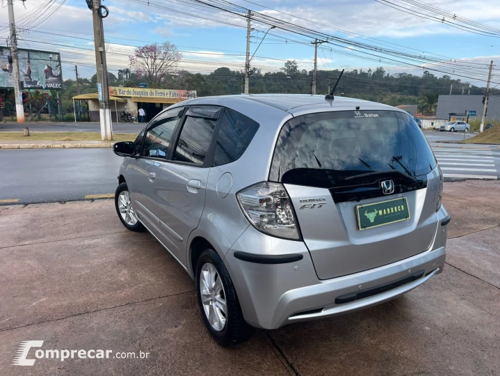 FIT 1.4 LX 8V