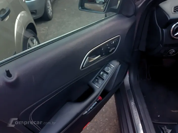 GLA 200 1.6 CGI Vision 16V Turbo