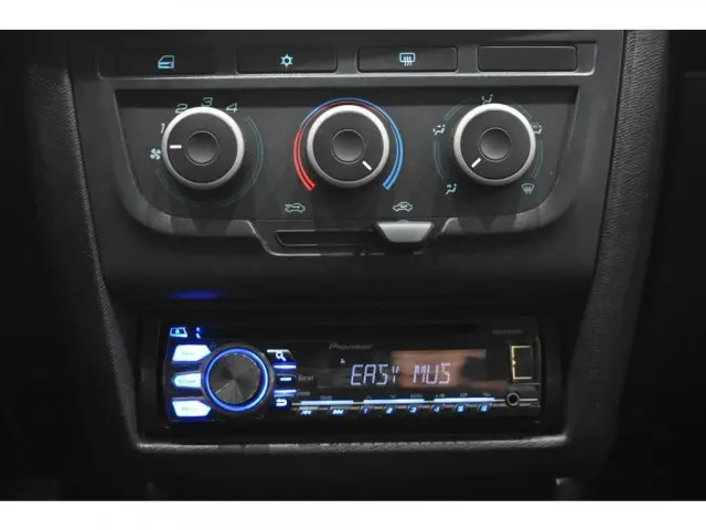 CELTA - 1.0 MPFI LT 8V 4P MANUAL