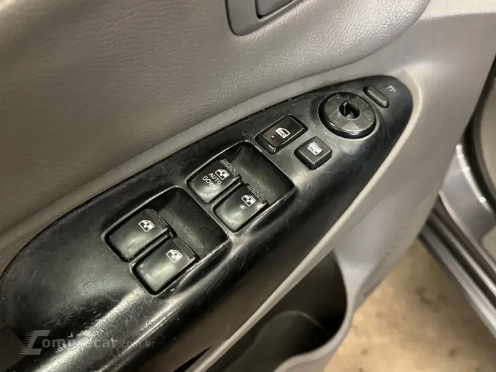 Tucson 2.0 Mpfi Gls 16V 143Cv 2Wd Flex 4P Automático