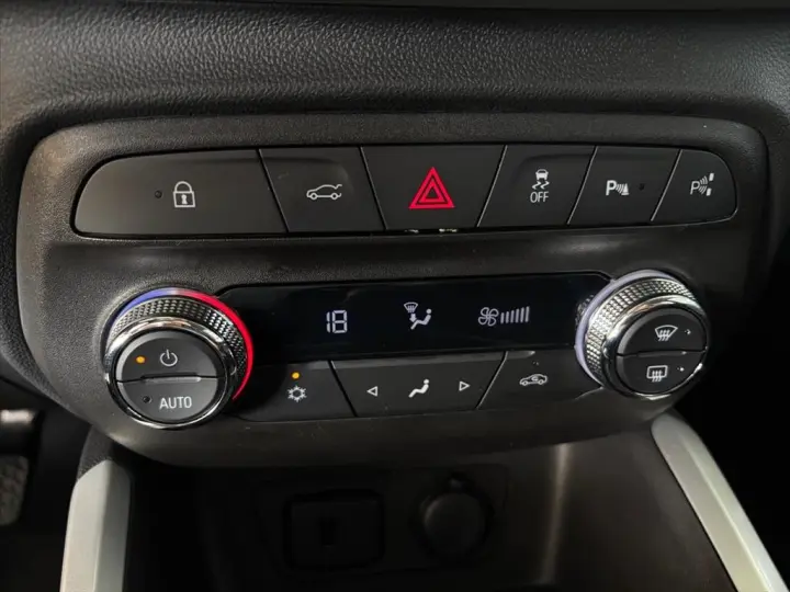 ONIX 1.0 TURBO FLEX PREMIER AUTOMÁTICO