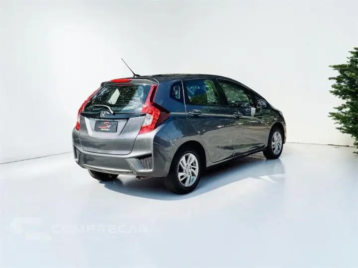 FIT 1.5 LX 16V FLEX 4P AUTOMÁTICO