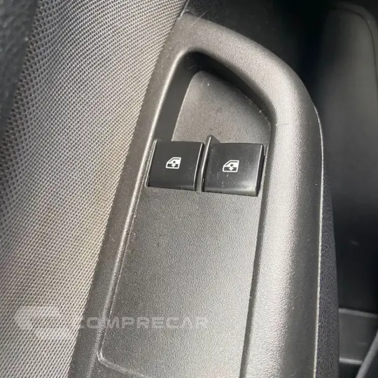 ONIX HATCH LT 1.0 8V FlexPower 5p Mec.