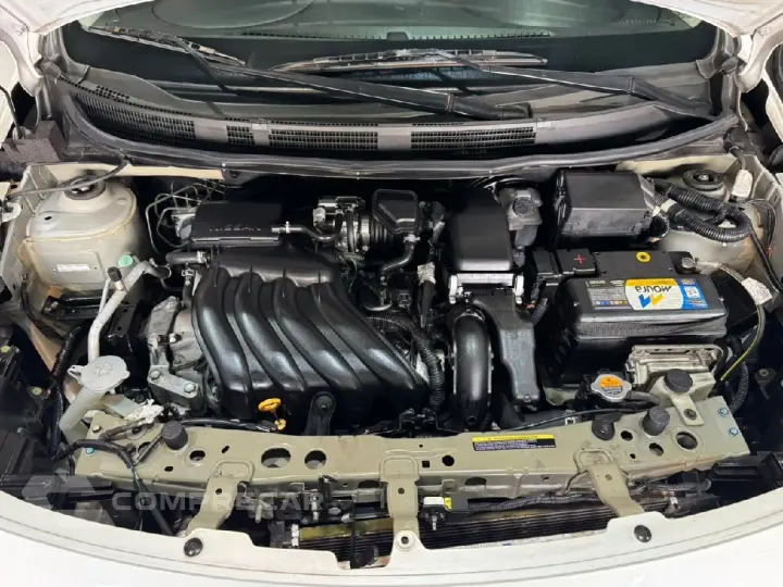 VERSA 1.6 16V DIRECT SL 4P XTRONIC