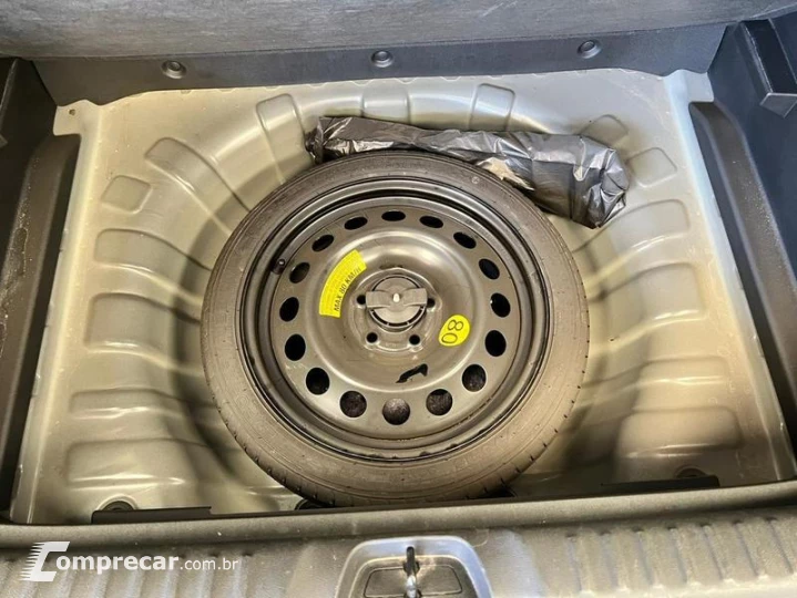 TRACKER LT 1.0 TURBO 12V FLEX AUT.