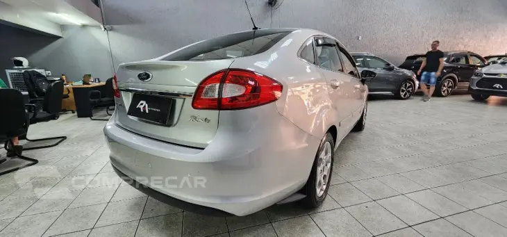 Fiesta Sedan SE 1.6 16V Flex 4p