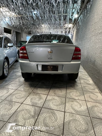 ASTRA 2.0 MPFI Advantage 8V